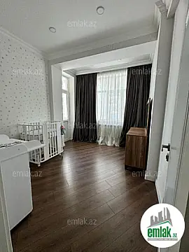 Satılır 3 otaqlı yeni tikili 115 m²