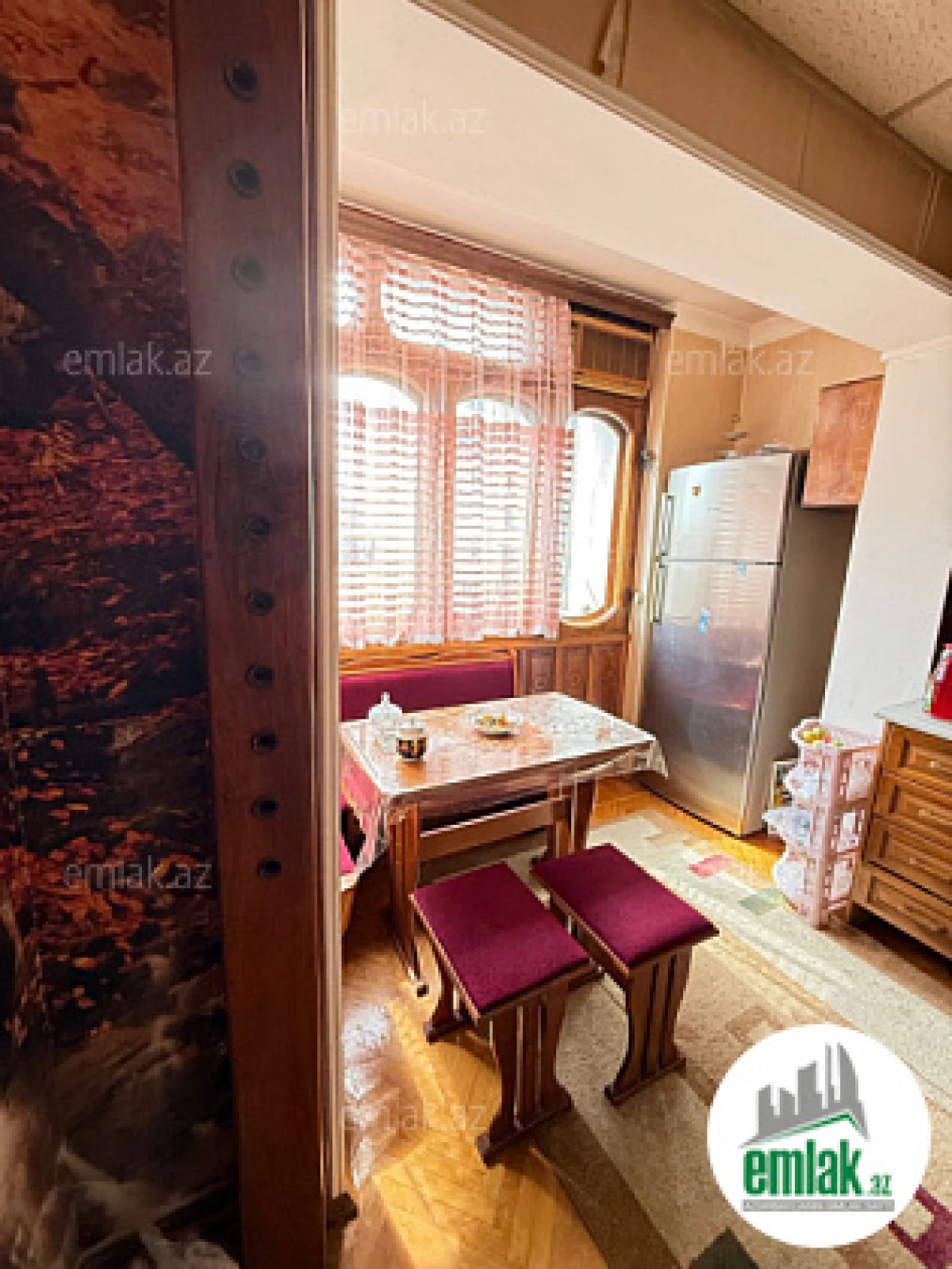 Satılır 3 otaqlı köhnə tikili 90 m²