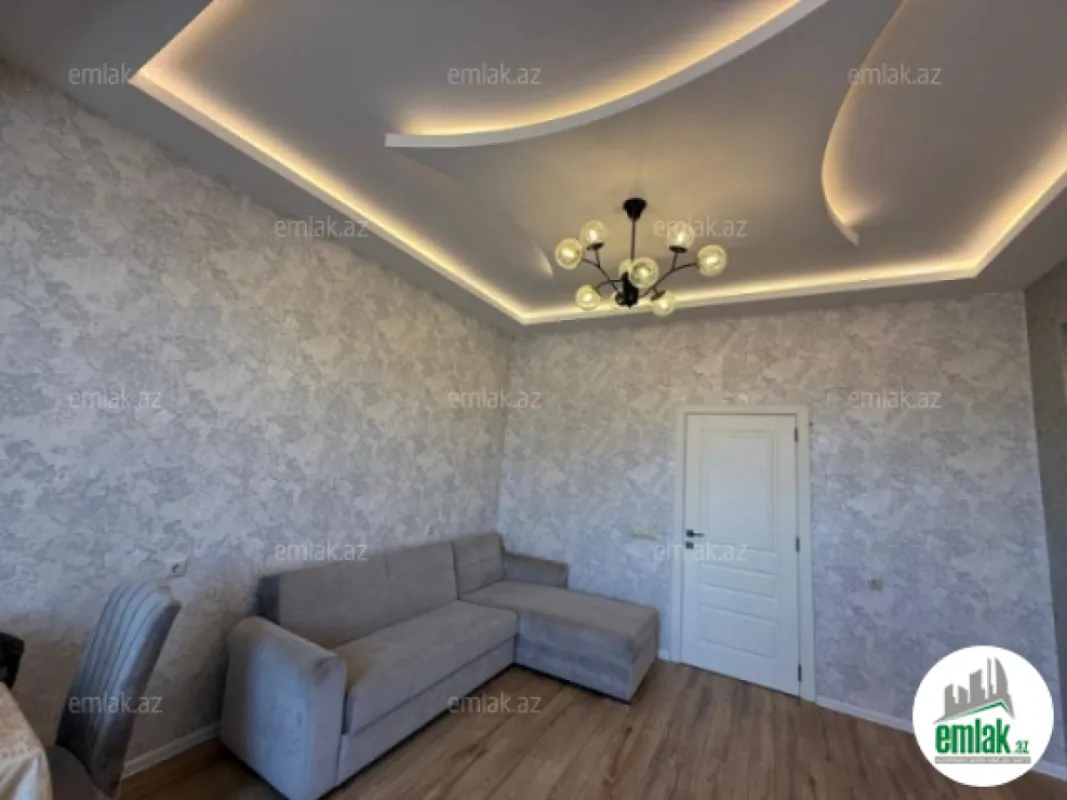Satılır 2 otaqlı yeni tikili 76.5 m²