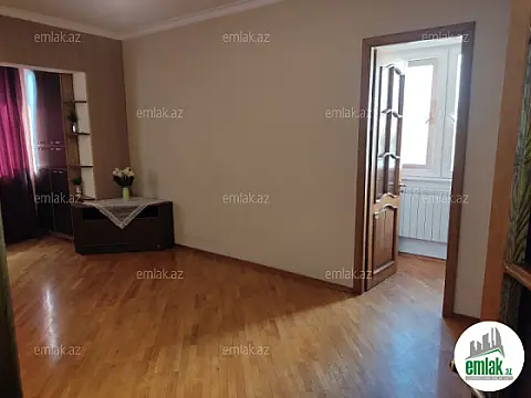 Satılır 2 otaqlı köhnə tikili 65 m²