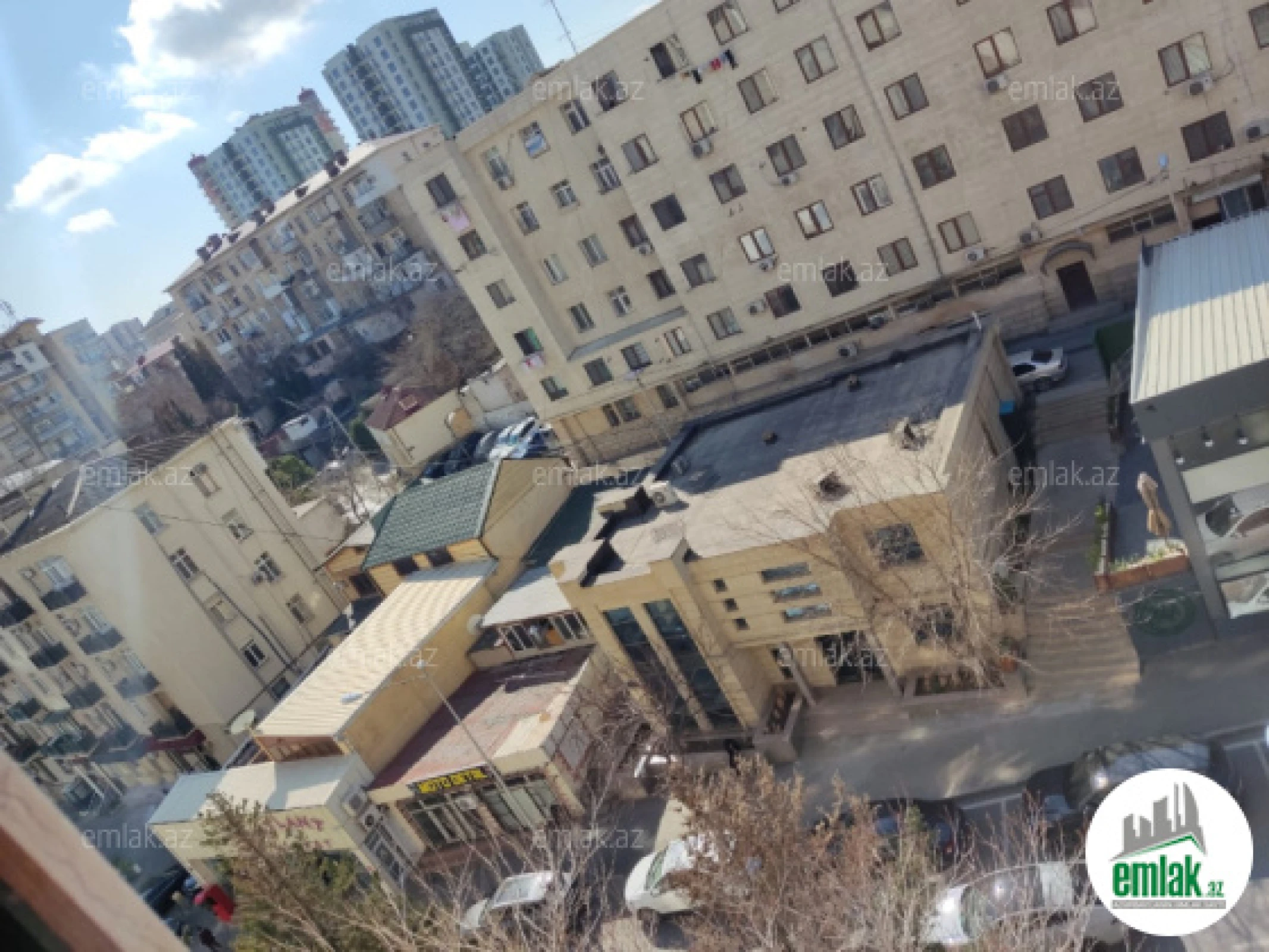 Satılır 2 otaqlı köhnə tikili 65 m²