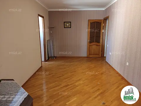 Satılır 2 otaqlı köhnə tikili 65 m²