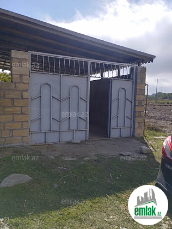 Satılır 4 otaqlı həyət evi 90 m²