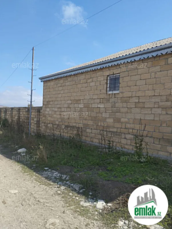 Satılır 4 otaqlı həyət evi 90 m²