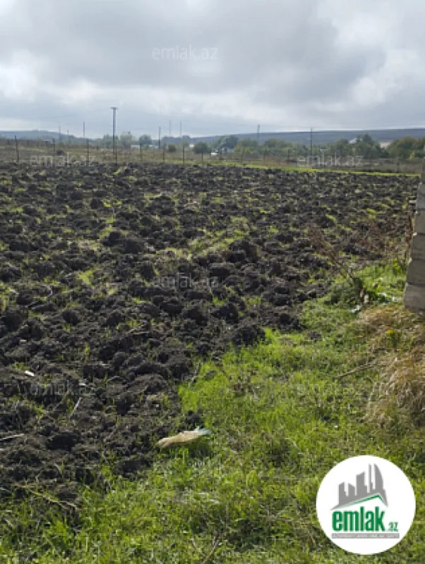 Satılır 4 otaqlı həyət evi 90 m²