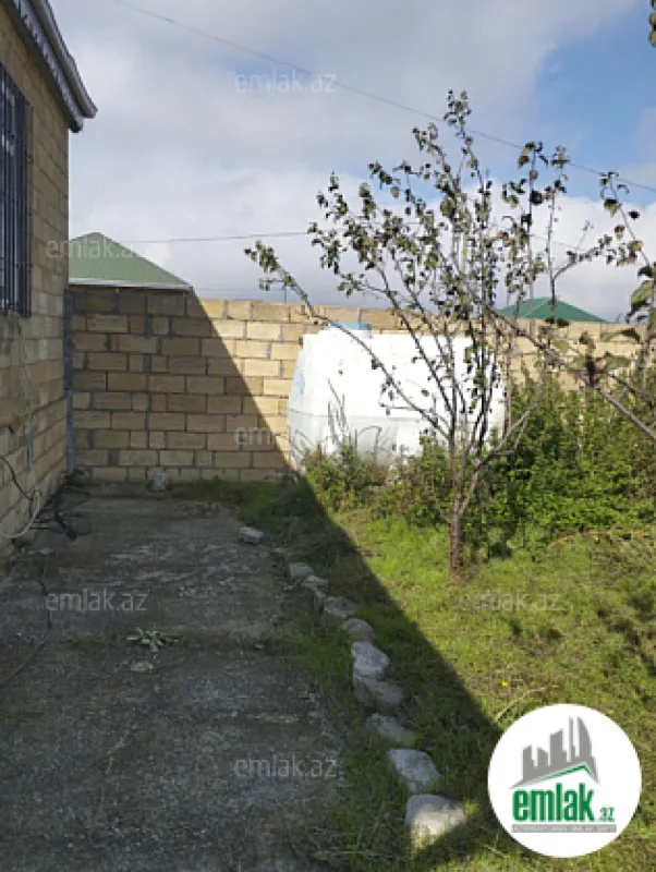 Satılır 4 otaqlı həyət evi 90 m²