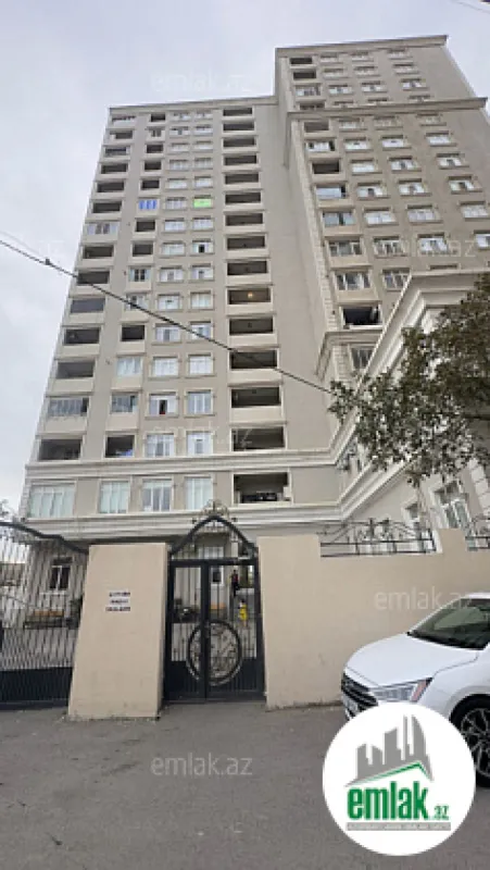 Satılır 3 otaqlı yeni tikili 130 m²