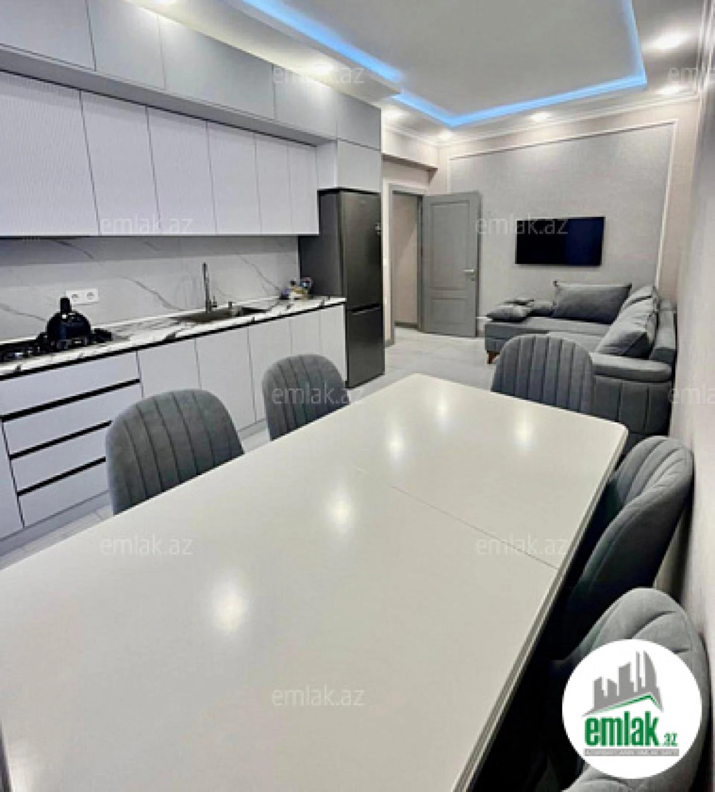 Satılır 2 otaqlı yeni tikili 61 m²