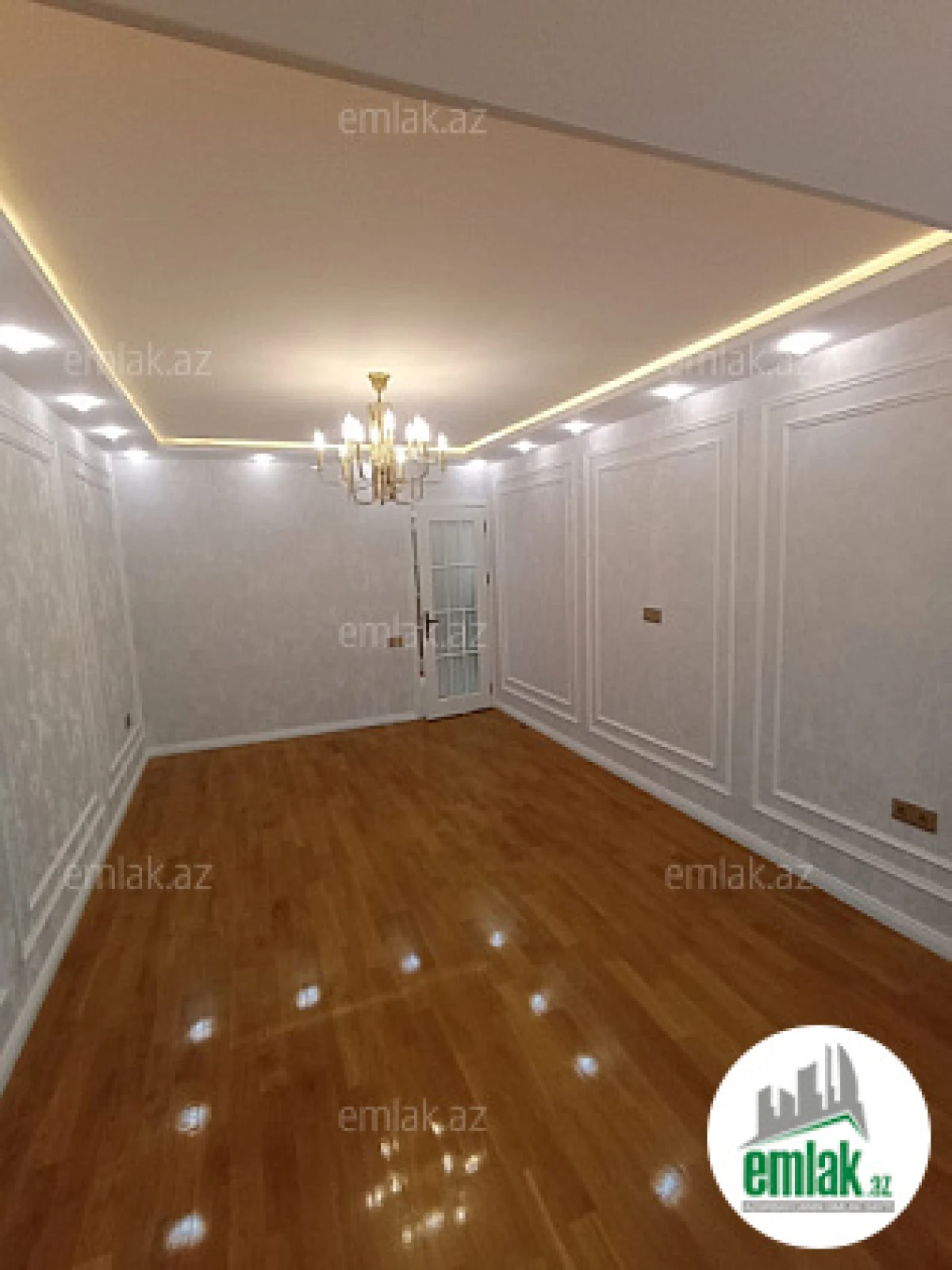 Satılır 3 otaqlı köhnə tikili 95 m²