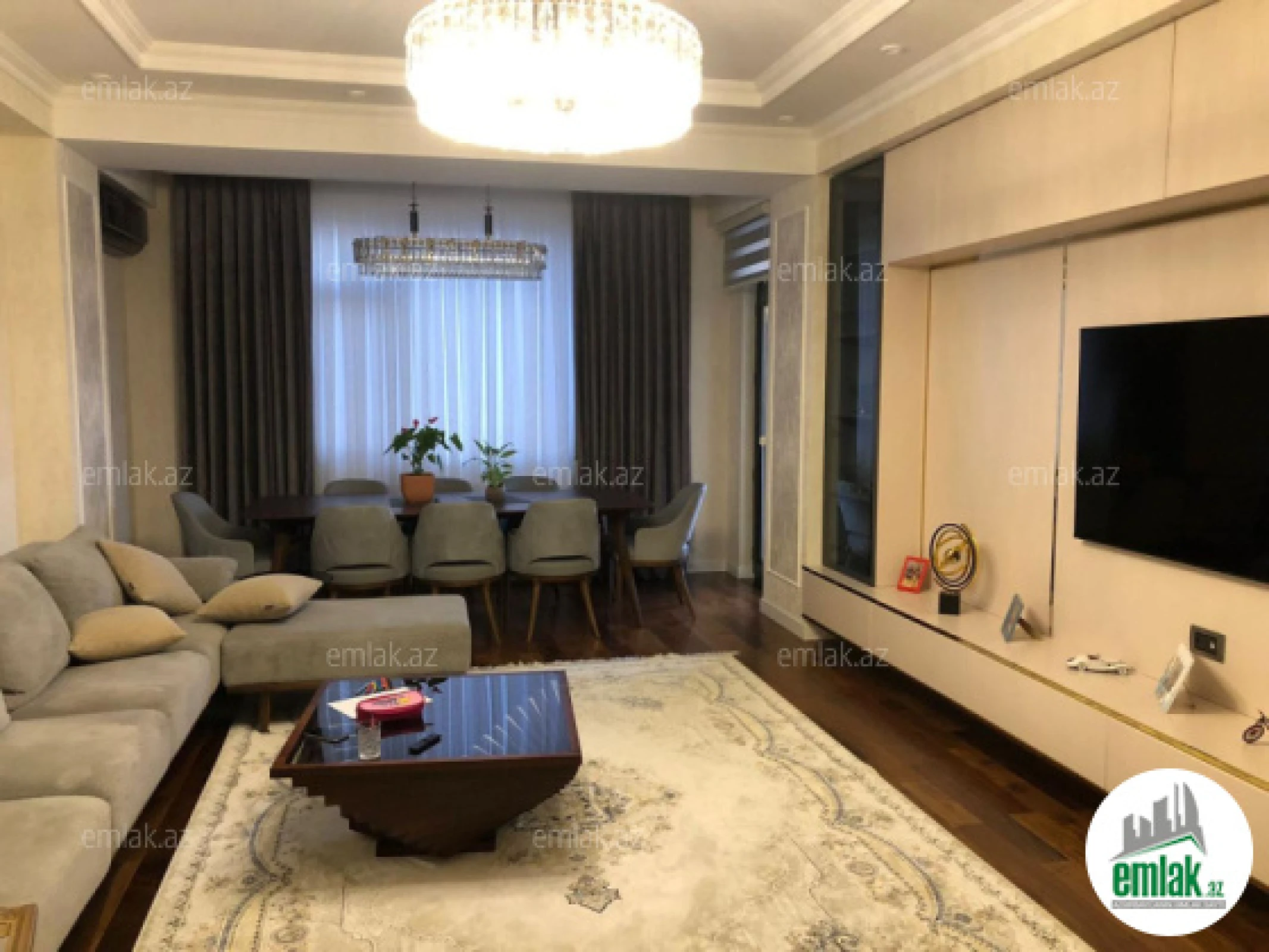 Satılır 3 otaqlı yeni tikili 125 m²