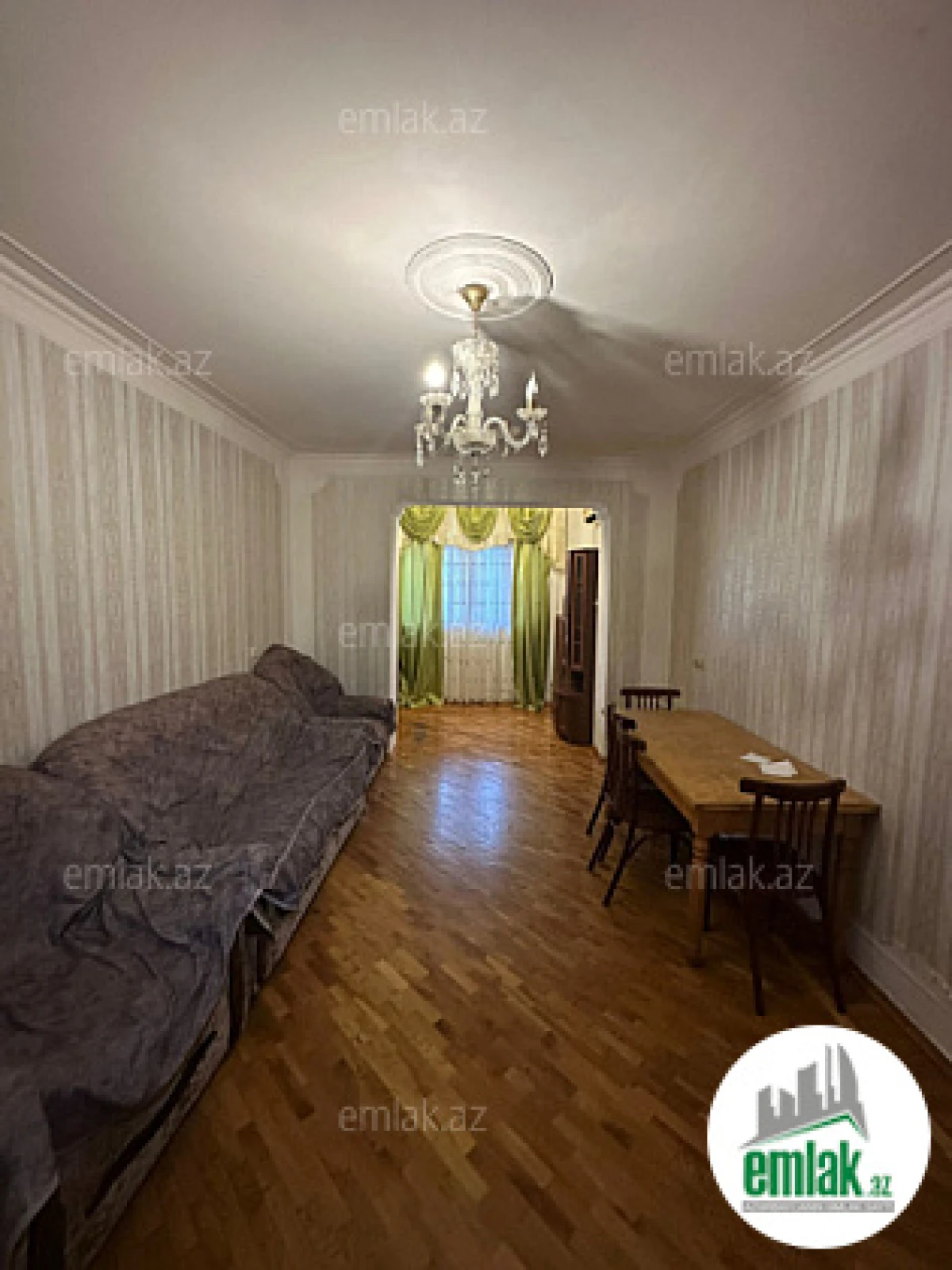 Satılır 3 otaqlı köhnə tikili 80 m²