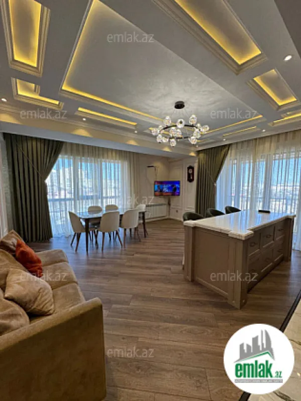 Satılır 4 otaqlı yeni tikili 128 m²