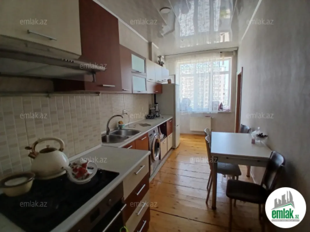 Satılır 3 otaqlı yeni tikili 78 m²