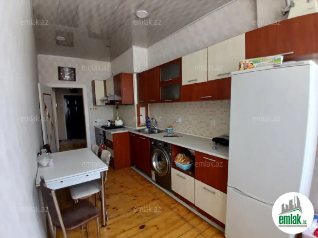 Satılır 3 otaqlı yeni tikili 78 m²