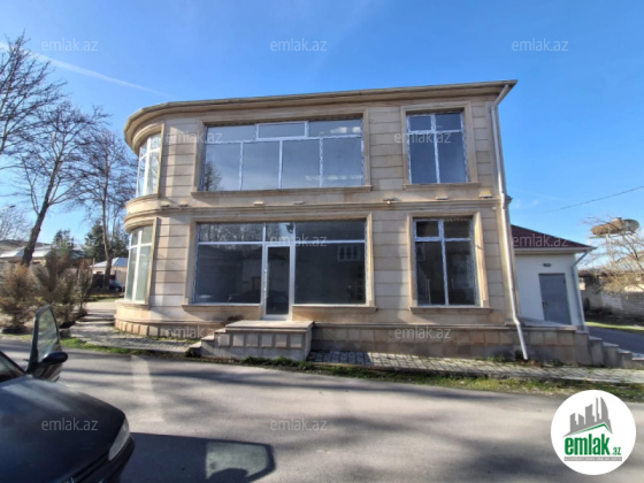 Satılır 6 otaqlı obyekt 130 m²