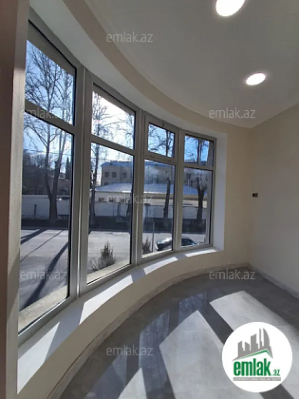 Satılır 6 otaqlı obyekt 130 m²