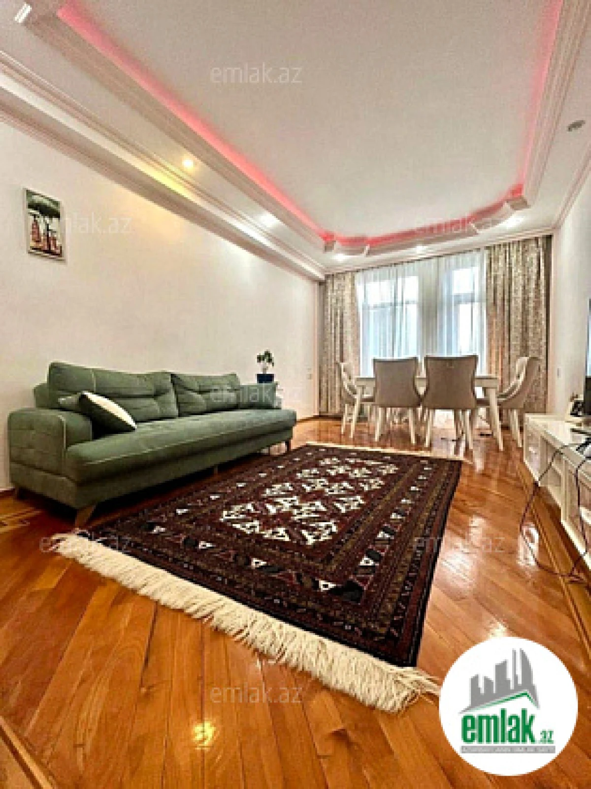 Satılır 3 otaqlı yeni tikili 115 m²