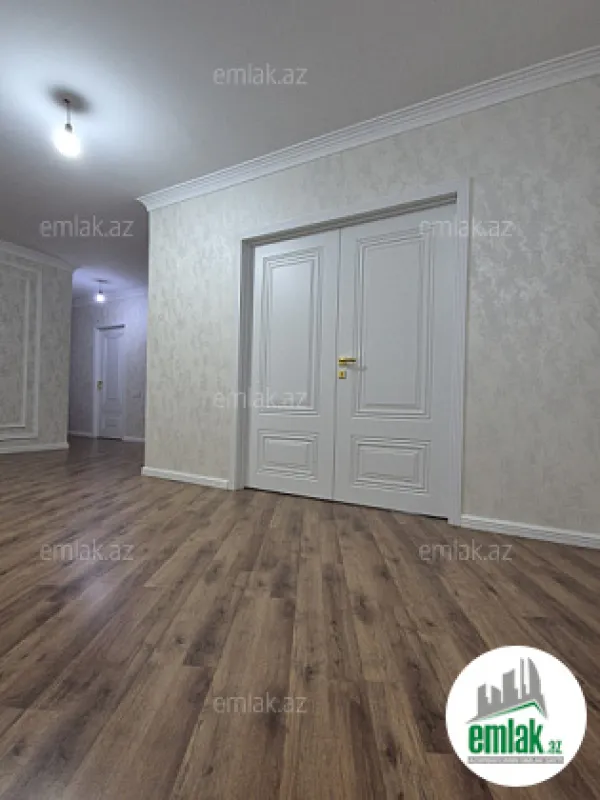 Satılır 3 otaqlı yeni tikili 115 m²