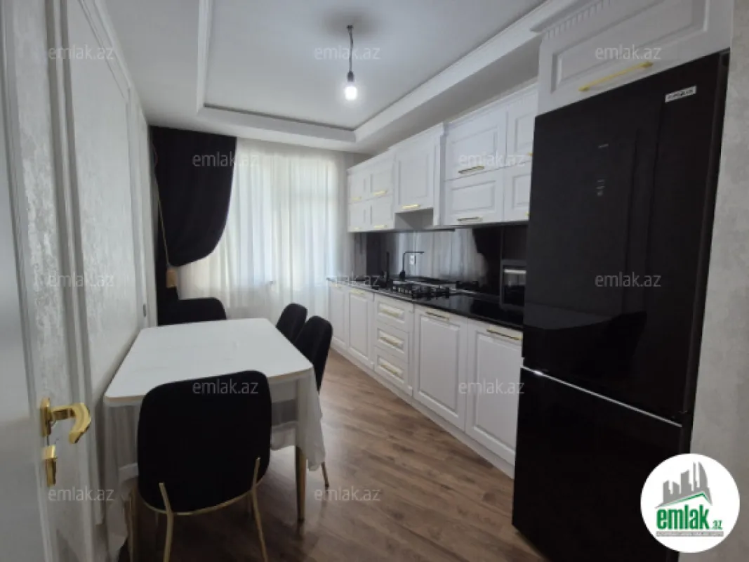 Satılır 3 otaqlı yeni tikili 115 m²
