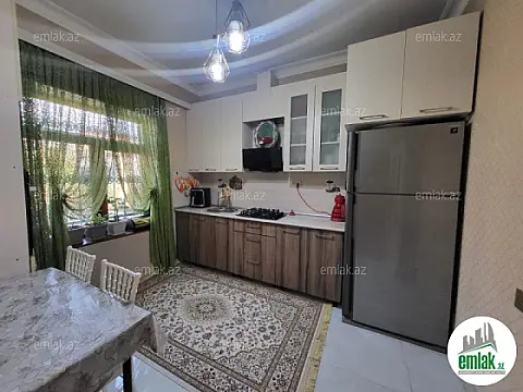 Satılır 5 otaqlı həyət evi 150 m²