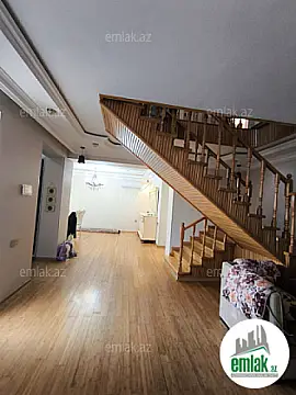 Satılır 4 otaqlı həyət evi 180 m²