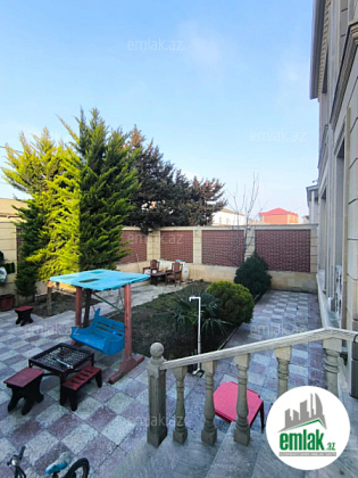 Satılır 4 otaqlı həyət evi 180 m²