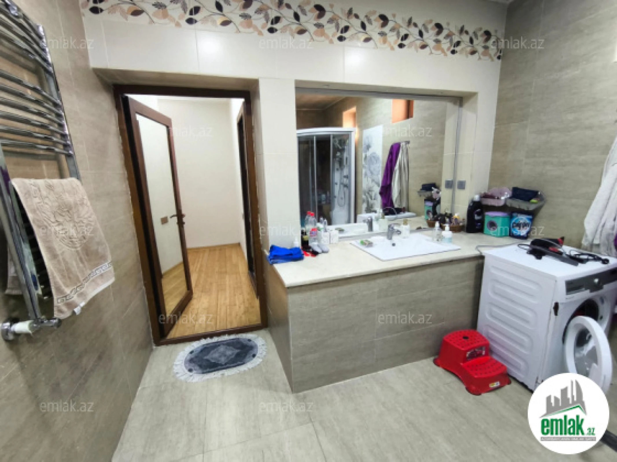 Satılır 4 otaqlı həyət evi 180 m²