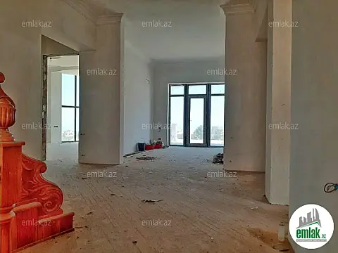 Satılır 7 otaqlı həyət evi 510 m²