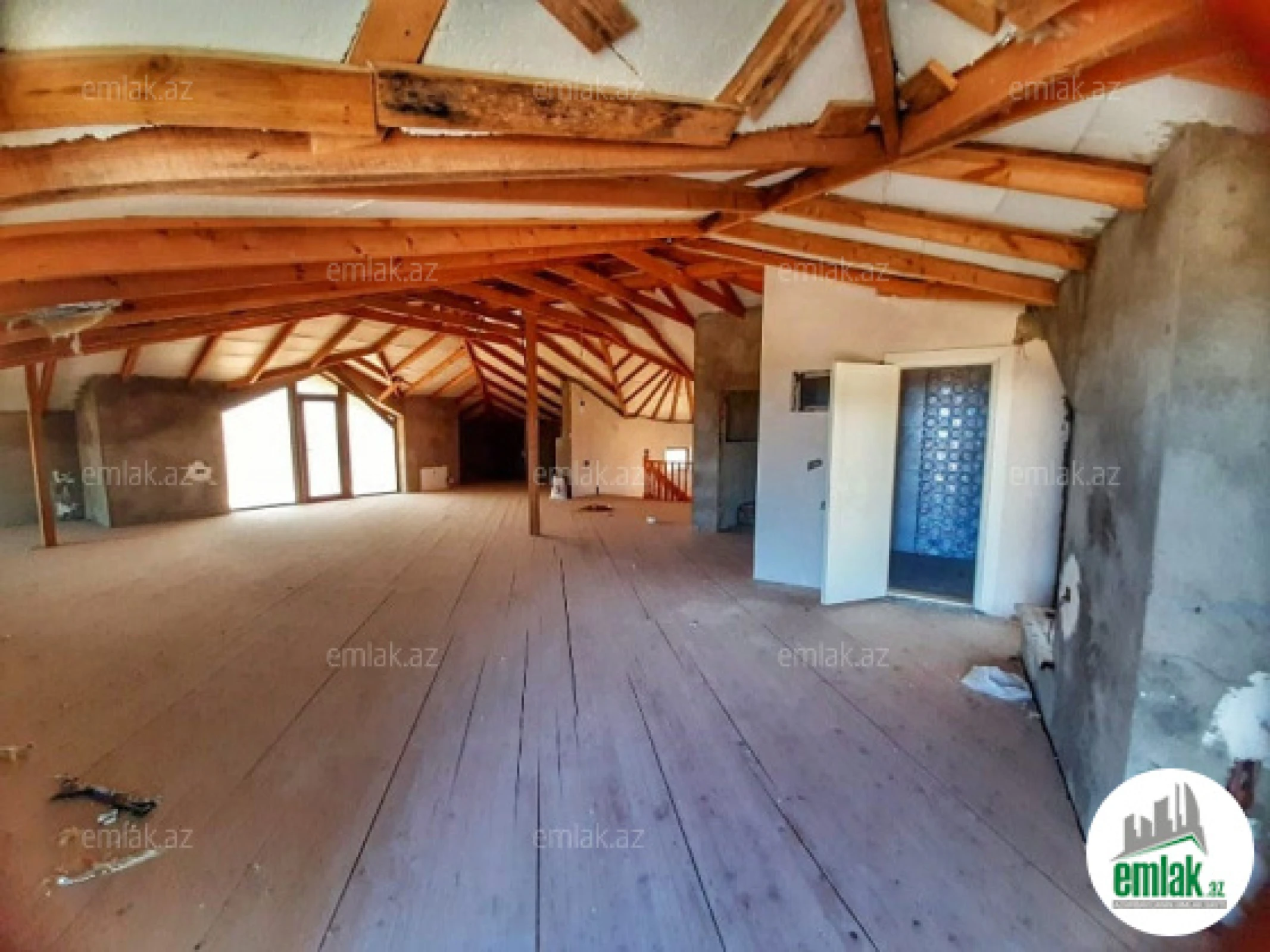 Satılır 7 otaqlı həyət evi 510 m²