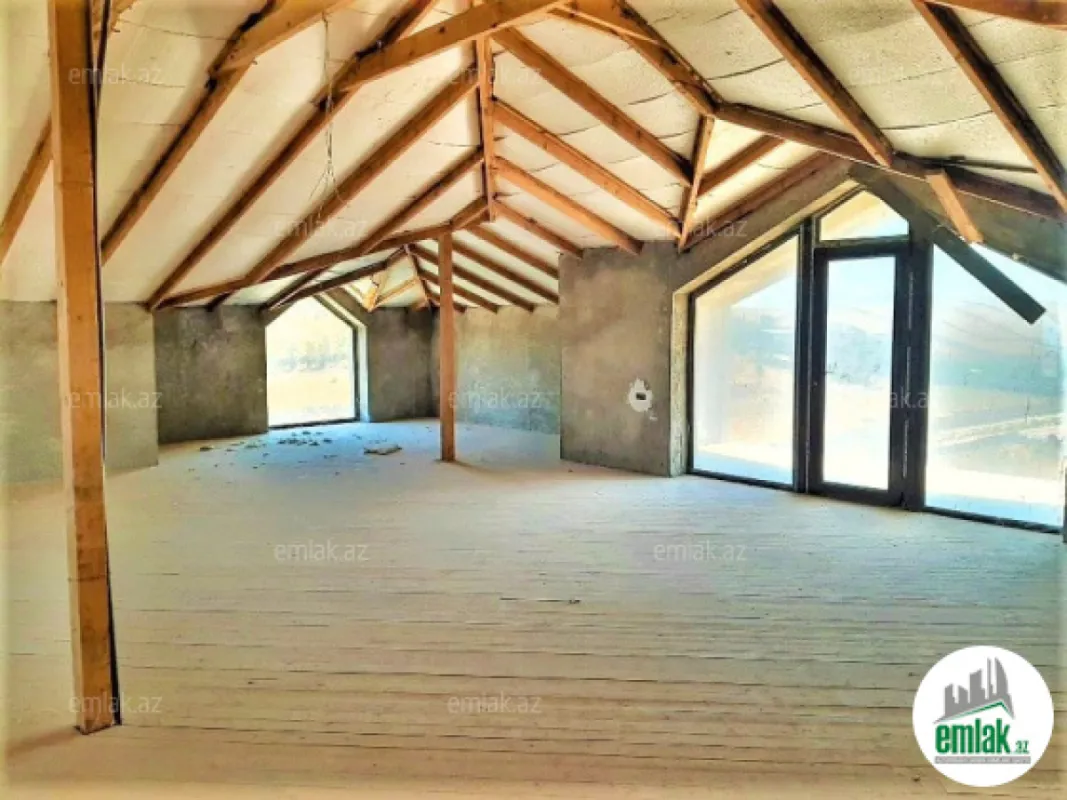 Satılır 7 otaqlı həyət evi 510 m²