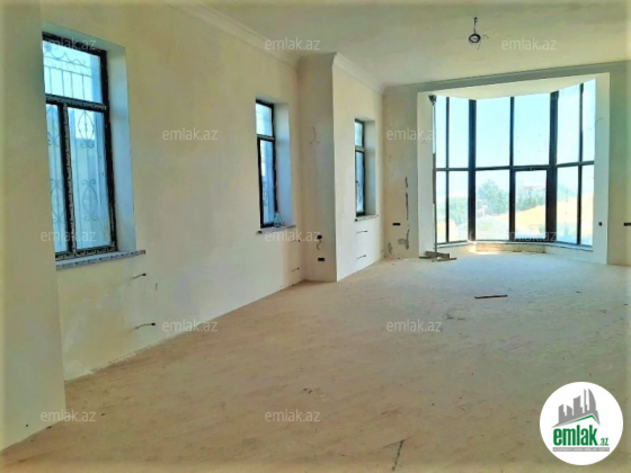 Satılır 7 otaqlı həyət evi 510 m²