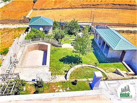 Satılır 7 otaqlı həyət evi 510 m²