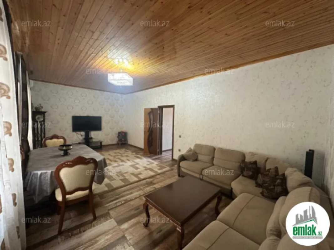 Satılır 4 otaqlı həyət evi 175 m²