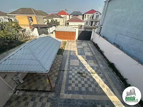 Satılır 4 otaqlı həyət evi 175 m²