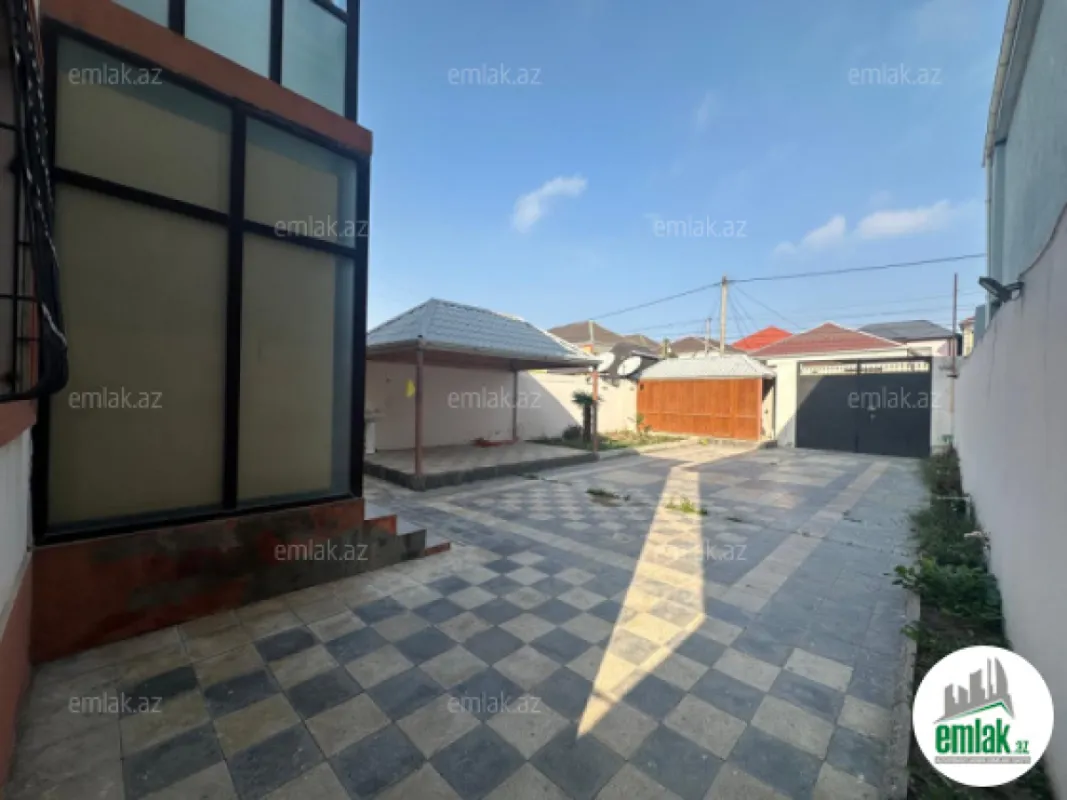 Satılır 4 otaqlı həyət evi 175 m²