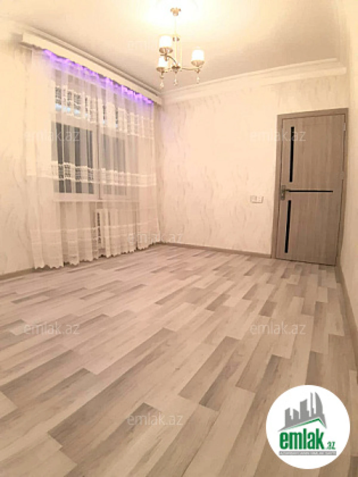 Satılır 3 otaqlı köhnə tikili 65 m²