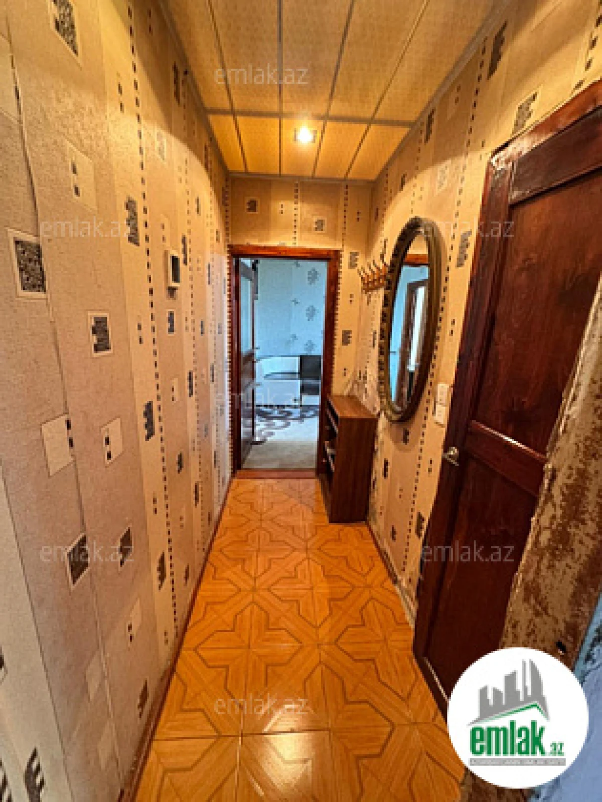 Satılır 2 otaqlı köhnə tikili 55 m²