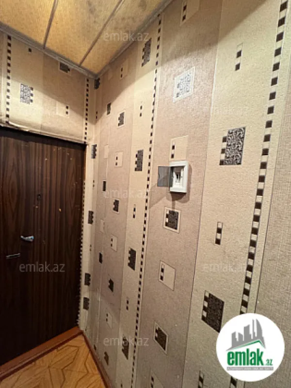 Satılır 2 otaqlı köhnə tikili 55 m²