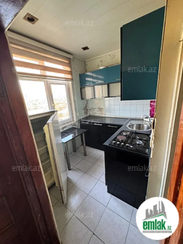 Satılır 2 otaqlı köhnə tikili 55 m²