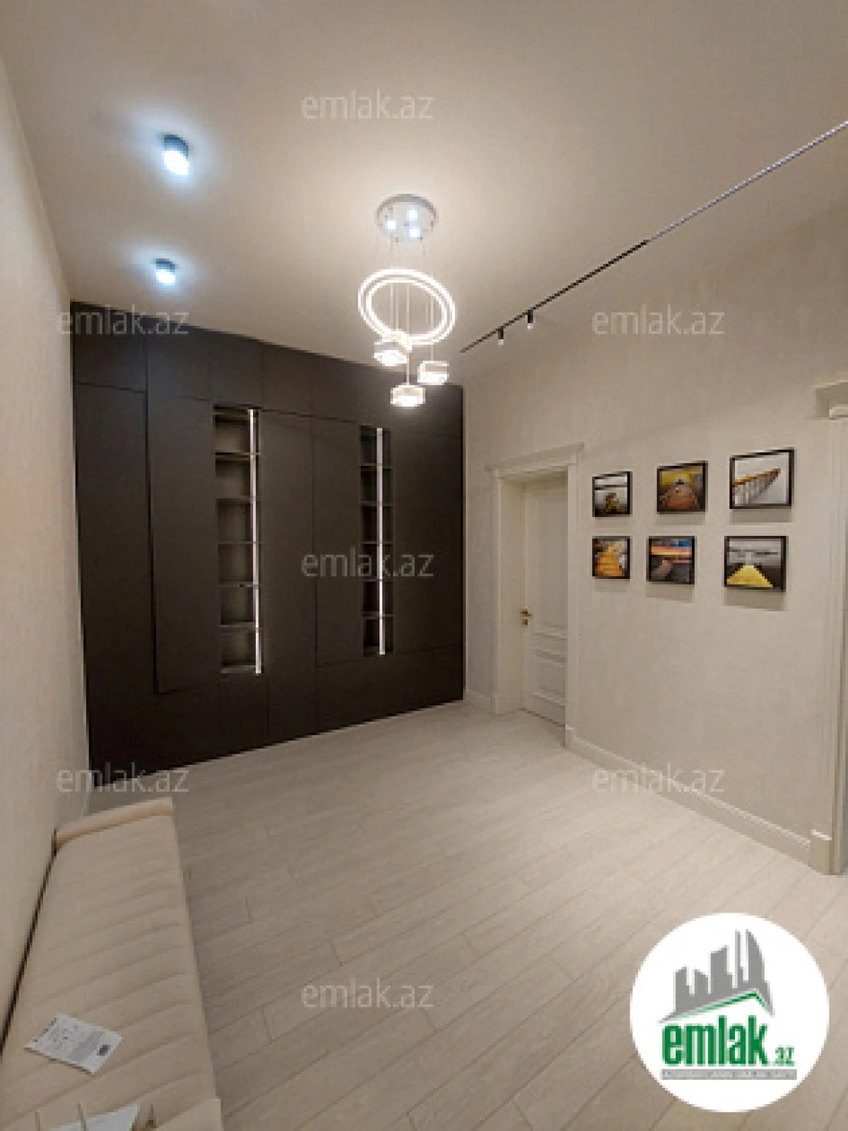 Satılır 3 otaqlı yeni tikili 108 m²