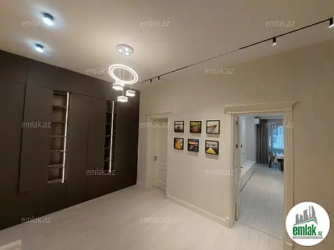 Satılır 3 otaqlı yeni tikili 108 m²
