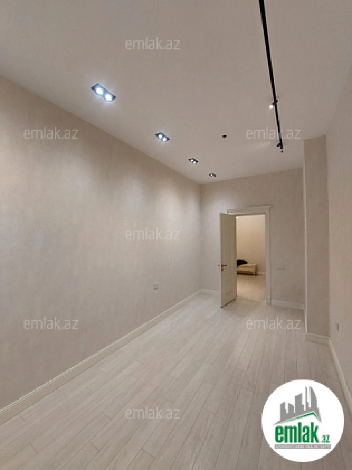 Satılır 3 otaqlı yeni tikili 108 m²