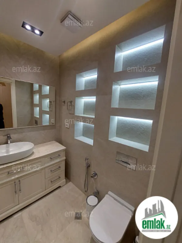 Satılır 3 otaqlı yeni tikili 108 m²