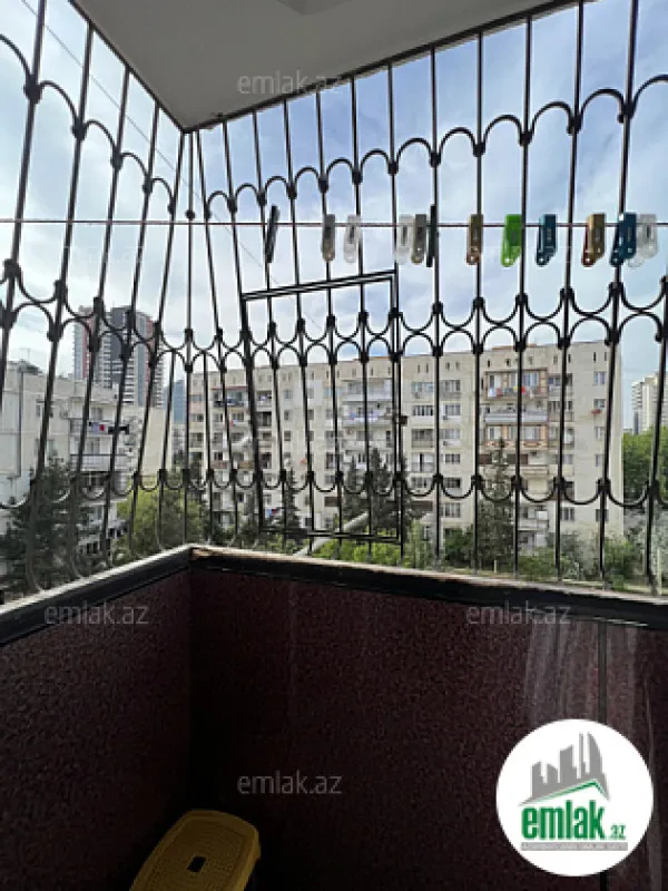 Satılır 3 otaqlı yeni tikili 100 m²