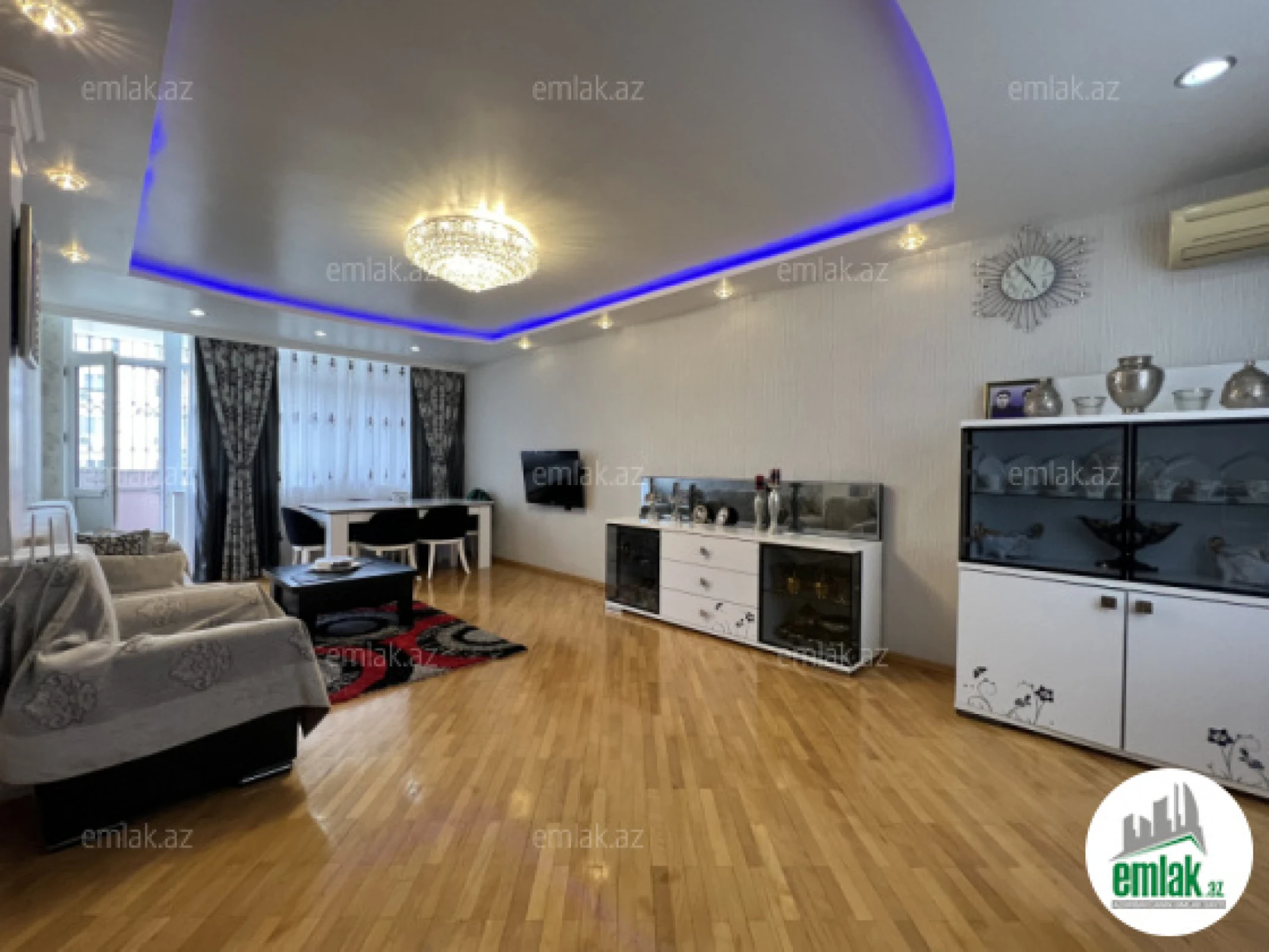 Satılır 3 otaqlı yeni tikili 100 m²