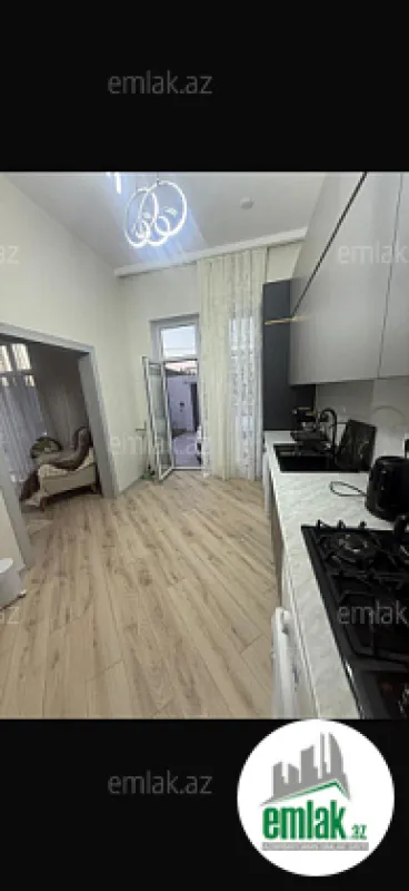 Satılır 4 otaqlı mənzil 120 m²