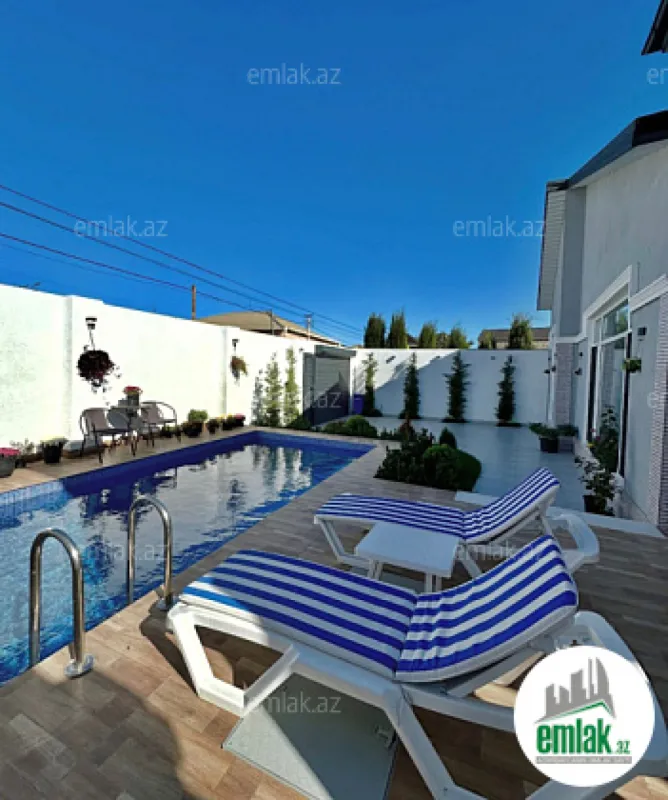 Satılır 4 otaqlı mənzil 120 m²