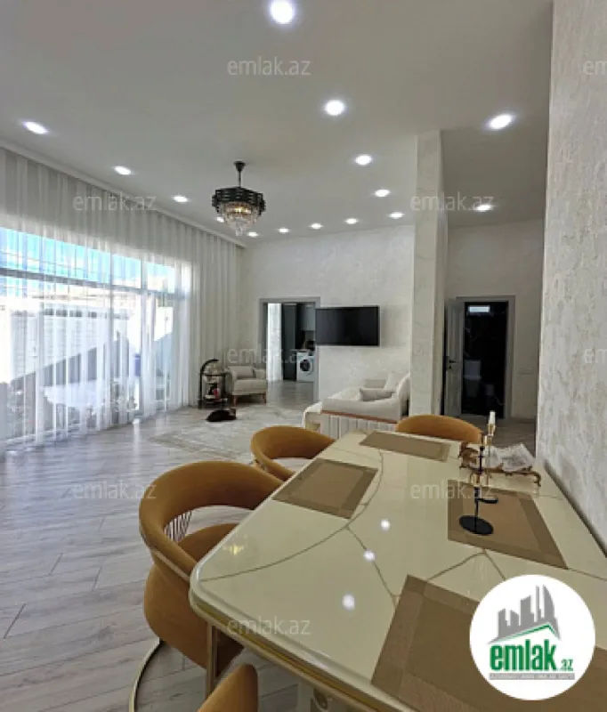 Satılır 4 otaqlı mənzil 120 m²