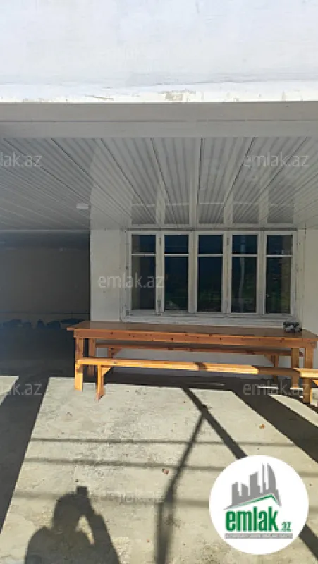 Satılır 4 otaqlı həyət evi 200 m²