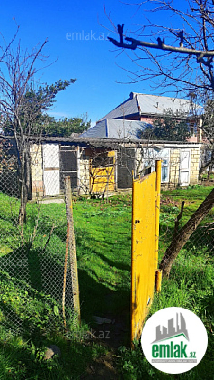 Satılır 4 otaqlı həyət evi 200 m²